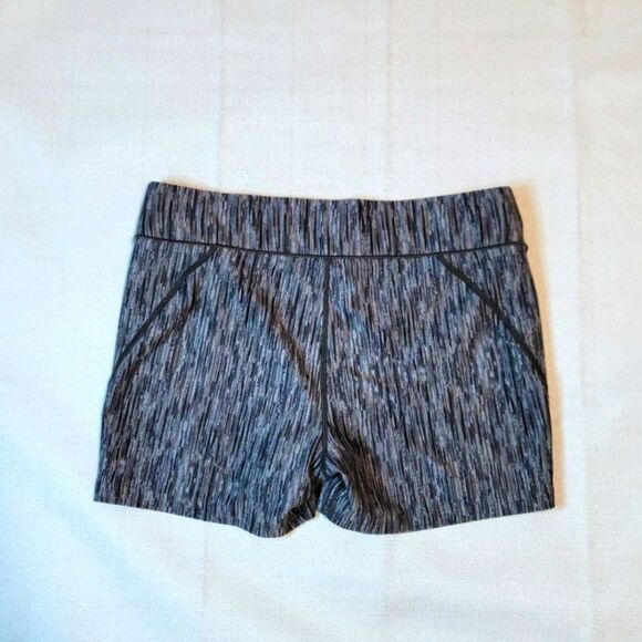Reebok Spandex Athletic Shorts Size Small - Picture 7 of 8